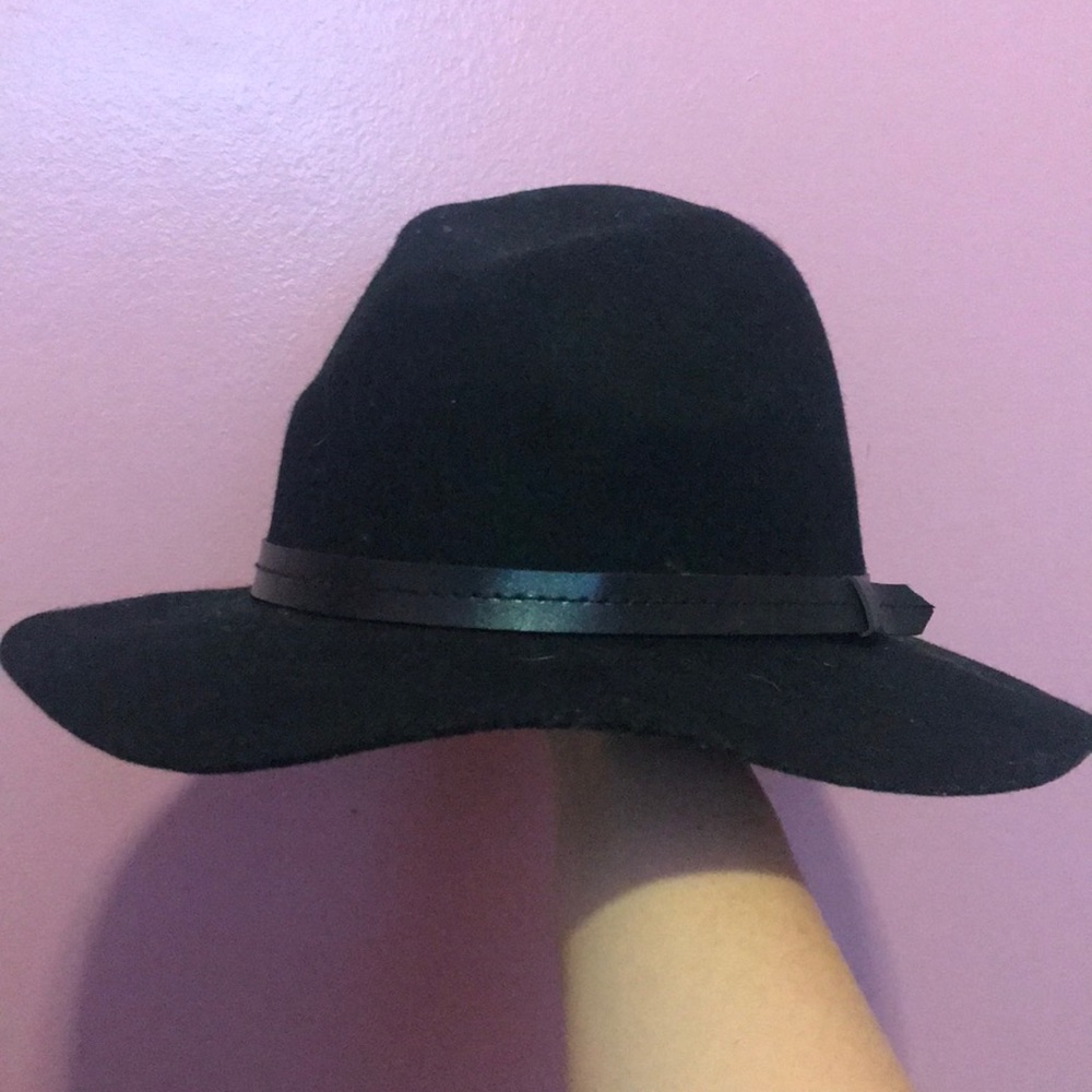 Steve Madden wool hat